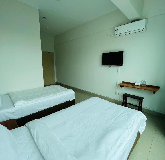 اتاق استاندارد با چشم‌انداز, Alexis Kt Roomstay