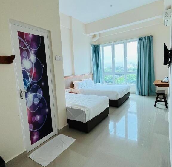 اتاق استاندارد سه تخته با چشم‌انداز, Alexis Kt Roomstay
