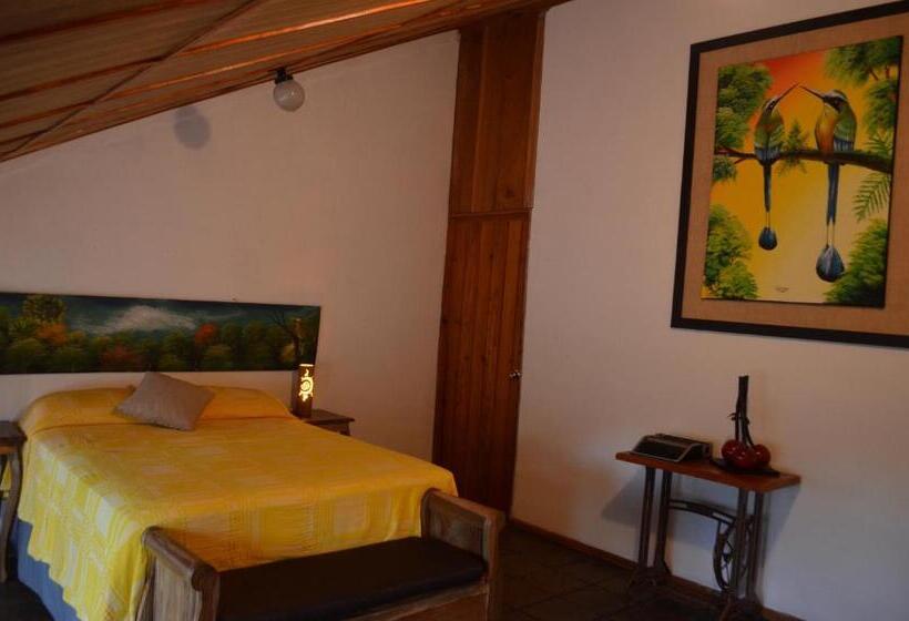 اتاق استاندارد با چشم‌انداز باغ, Hostal Santa Clara B&b