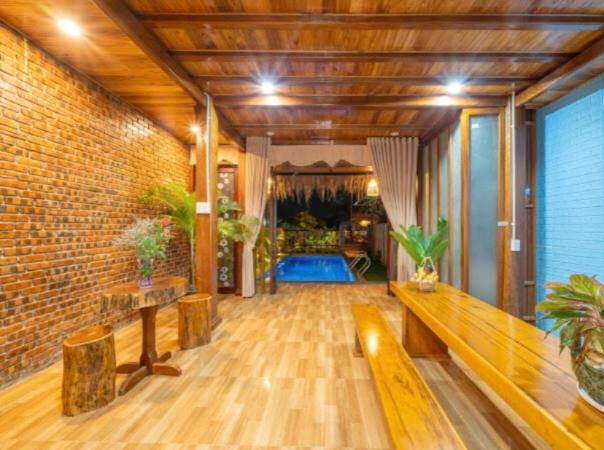بانگلوی استاندارد, Sky Tan Thanh Villa Hoi An