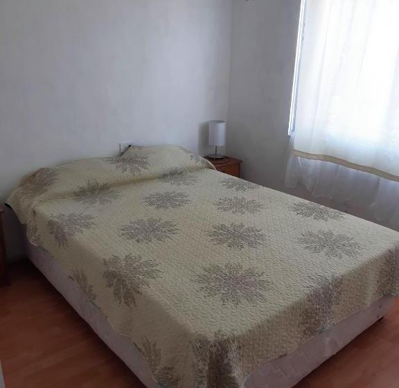 اتاق استاندارد, Hostal Huellas De Caldera