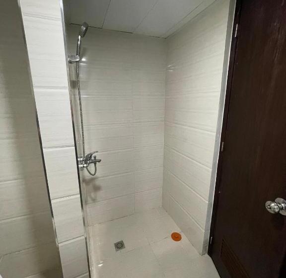 آپارتمان 1 خوابه با بالکن, Bayport West Naia Garden Residences