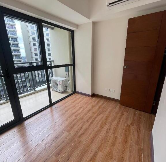 آپارتمان 1 خوابه با بالکن, Bayport West Naia Garden Residences