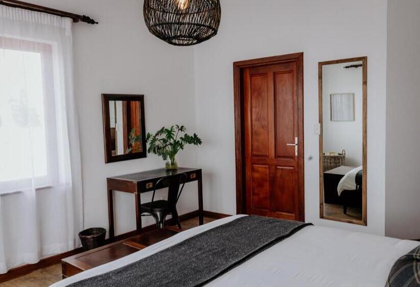 اتاق استاندارد, Fritz Manor Bed And Breakfast