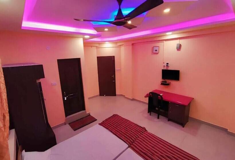 اتاق استاندارد سه نفره, Geo Gardens Residency