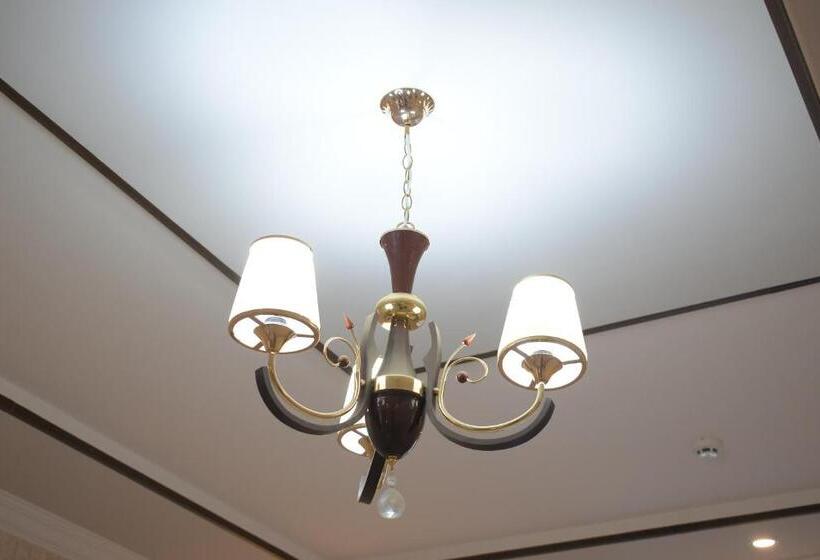تختخواب در اتاق مشترک, Ozoda