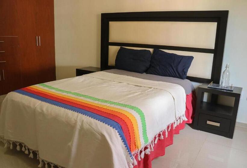 اتاق استاندارد با سرویس بهداشتی مشترک, Anda Nomad Hostel Oaxaca