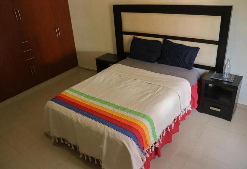 اتاق استاندارد با سرویس بهداشتی مشترک, Anda Nomad Hostel Oaxaca