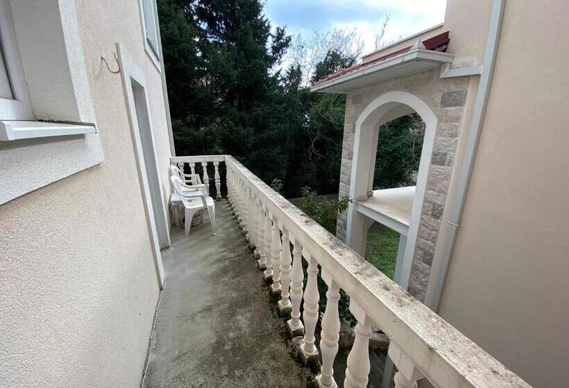 آپارتمان 1 خوابه با چشم‌انداز باغ, Stone Villa