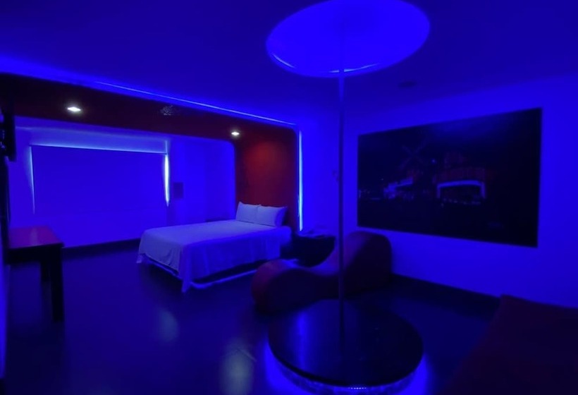 اتاق استاندارد, Autohotel Frances