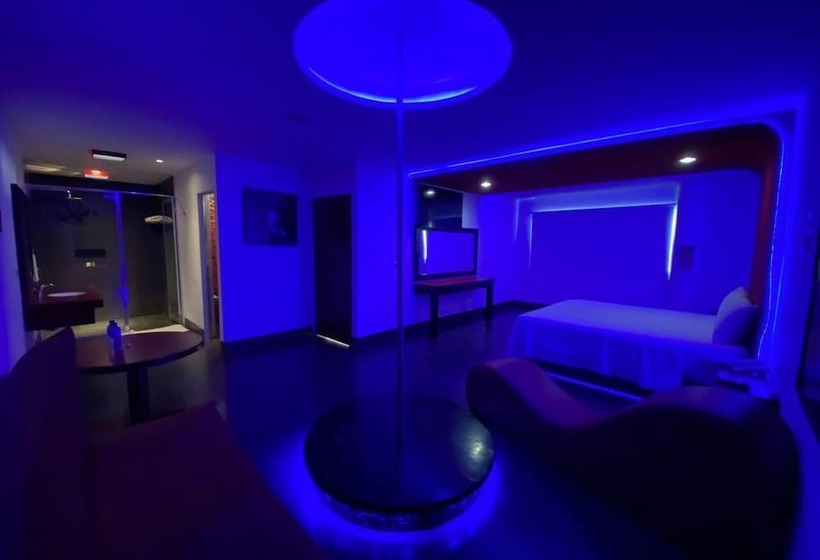 اتاق استاندارد, Autohotel Frances