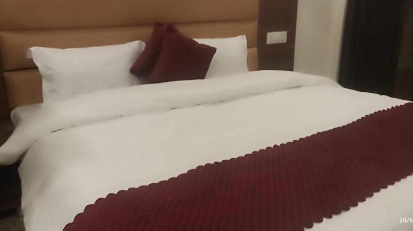 اتاق استاندارد, Butola Hotels