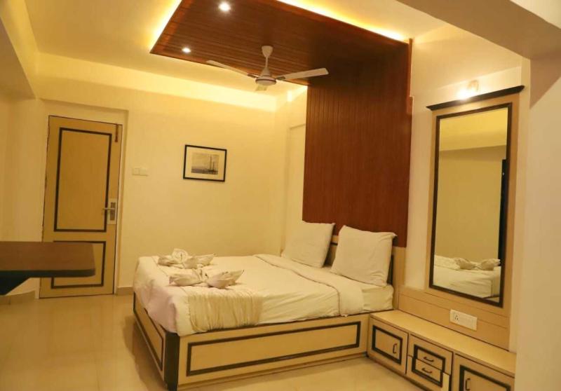 اتاق لوکس, Ishwar Inn By Joy Suites