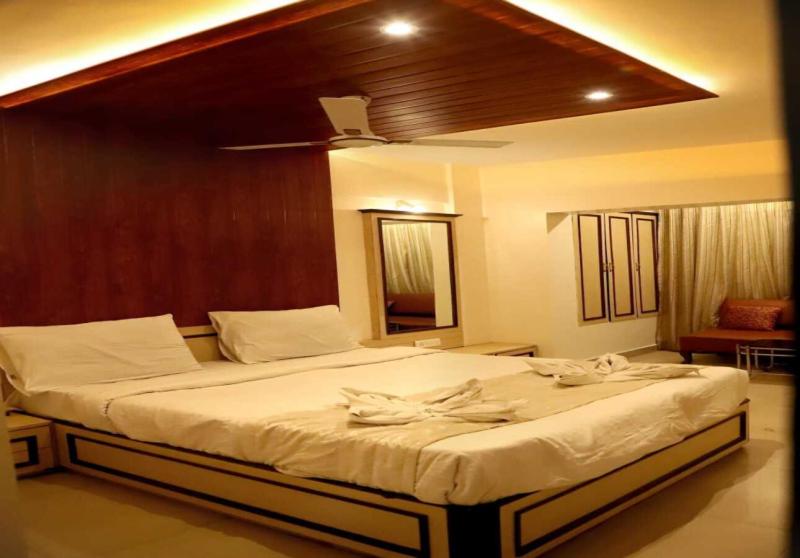 اتاق لوکس, Ishwar Inn By Joy Suites