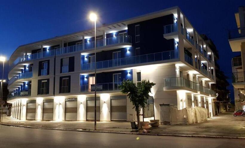 آپارتمان لوکس 1 خوابه, La Vela Apulia Seaside Residence