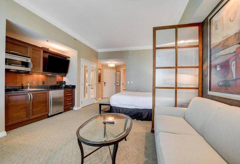1 Bedroom Penthouse Apartment, 30th Ph Mgm Suite With Breathtaking Views Of The Strip