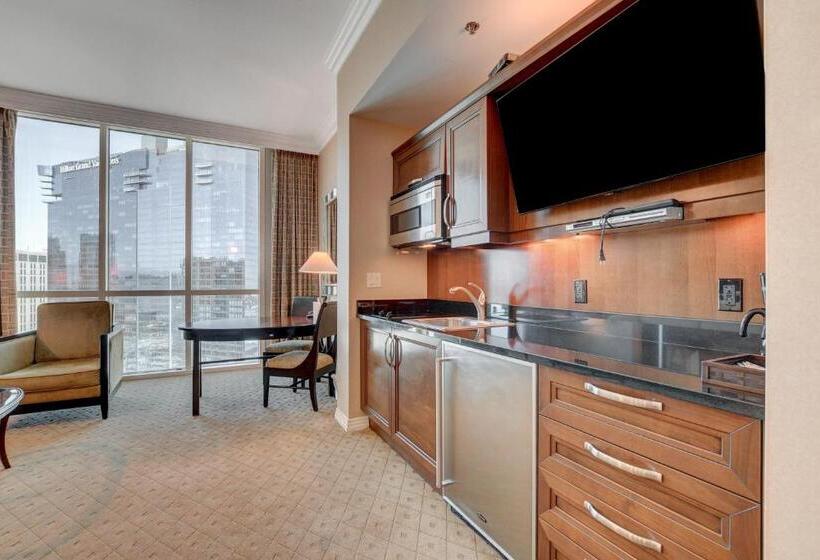 1 Bedroom Penthouse Apartment, 30th Ph Mgm Suite With Breathtaking Views Of The Strip
