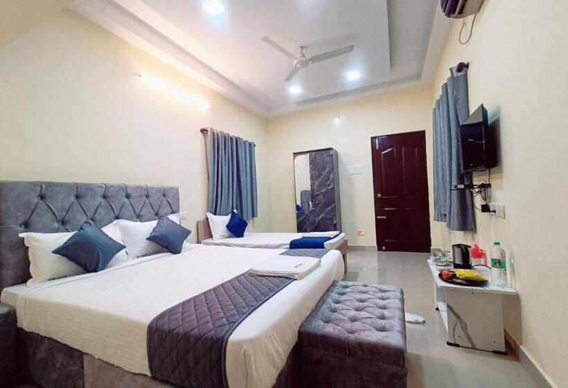 اتاق لوکس سه تخته, Kbs Home Ramapuram