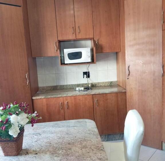 Четырехместный Номер Стандарт, Pearl Guest House Kempton Park
