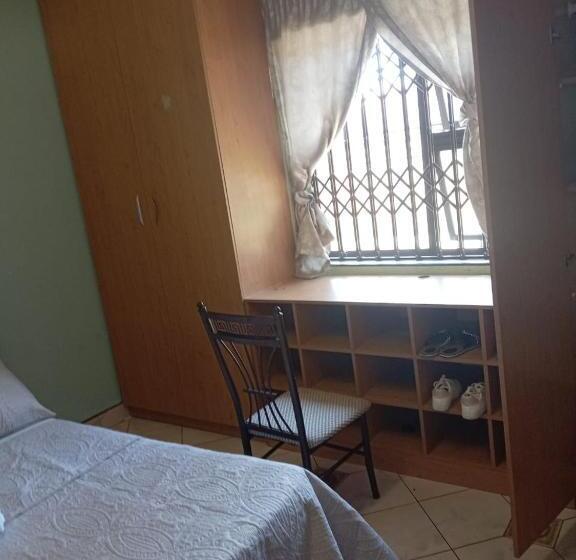Номер Стандарт Совместная Ванная, Pearl Guest House Kempton Park