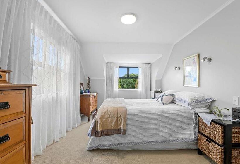 اتاق لوکس, Haven Homestay Rotorua