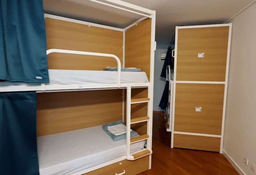 اتاق استاندارد, Vhostel