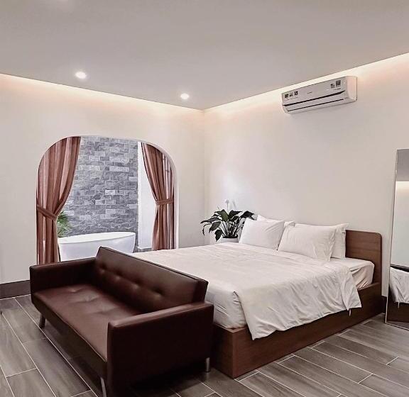 اتاق سوپریور با تخت بزرگ, Handstay Nghinh Phong