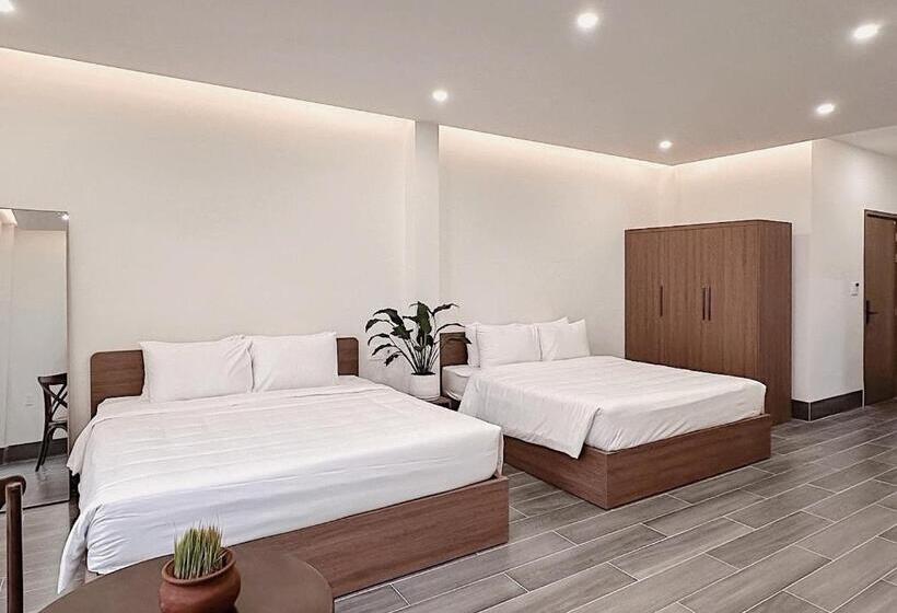 اتاق سوپریور خانوادگی, Handstay Nghinh Phong