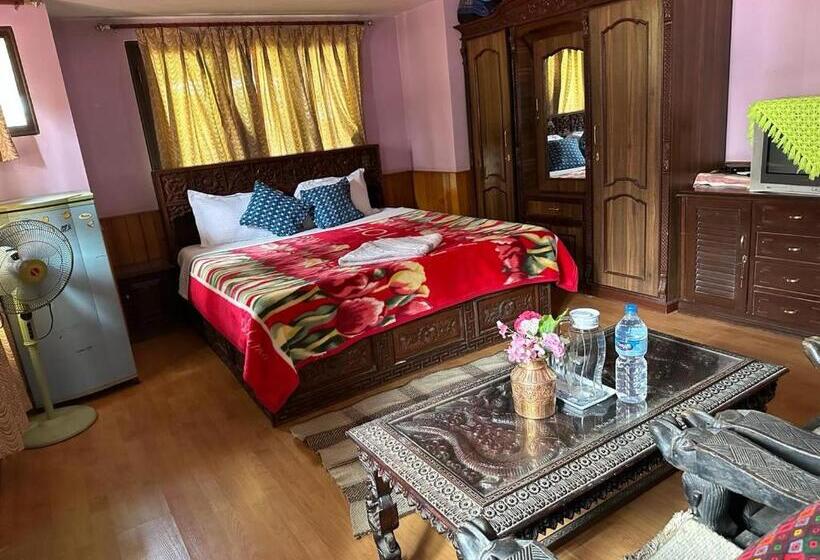 اتاق استاندارد با بالکن, Nepal Bed And Breakfast