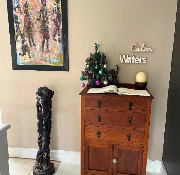 اتاق استاندارد با بالکن, Calm Waters Guesthouse