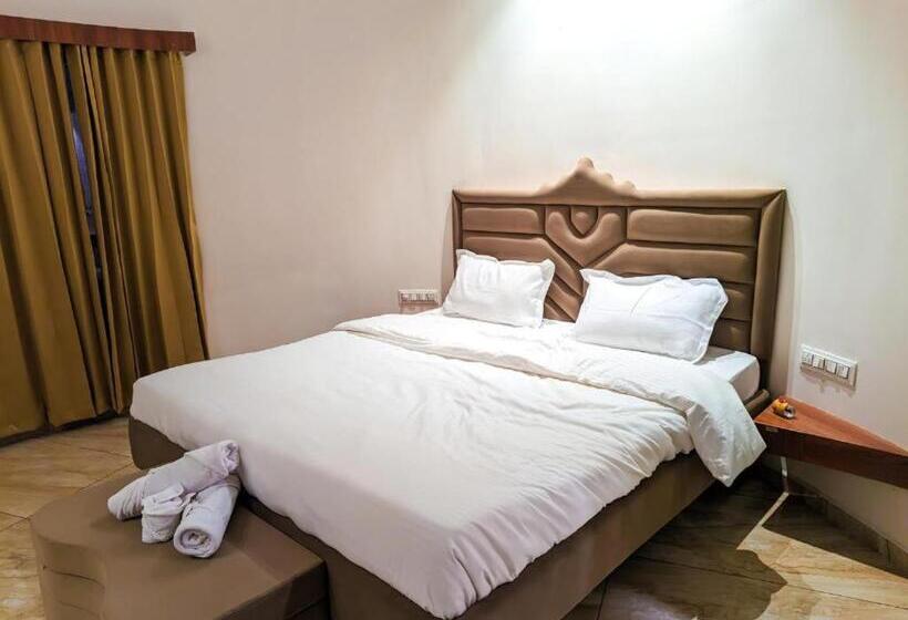 اتاق استاندارد با چشم‌انداز باغ, The Royal Rivera Resort