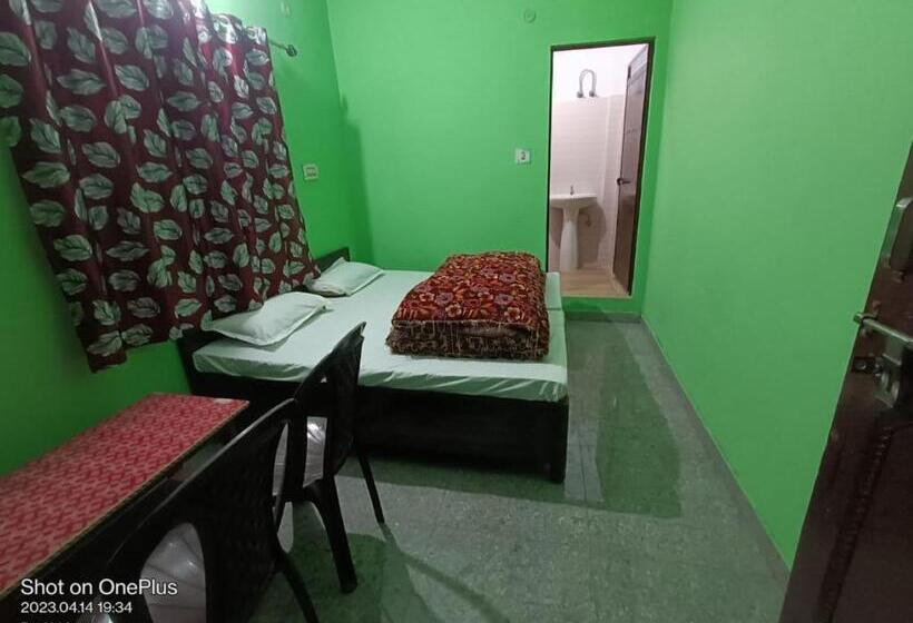 스탠다드 룸, Abhishek Hotel , Sonprayag