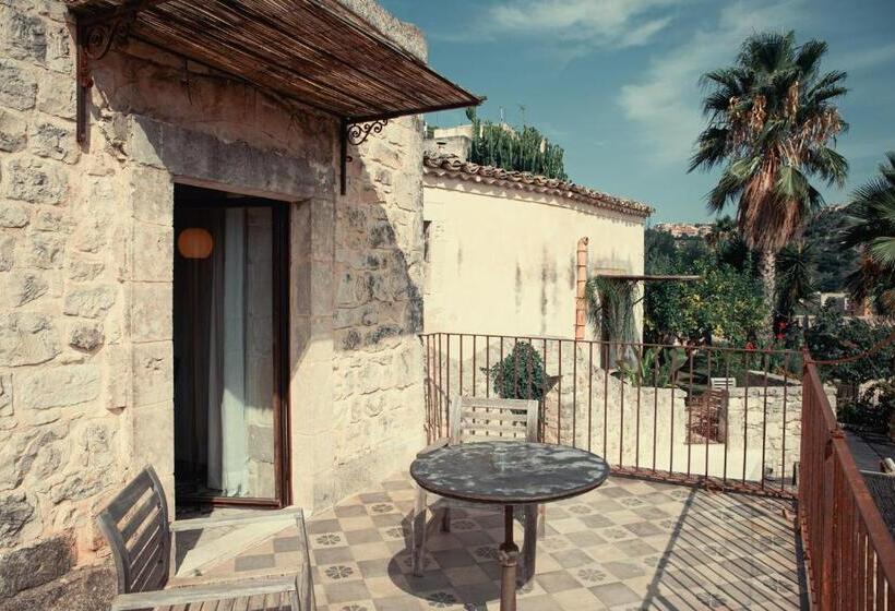 اتاق سوپریور با تخت بزرگ, Casa Talia   Rooms
