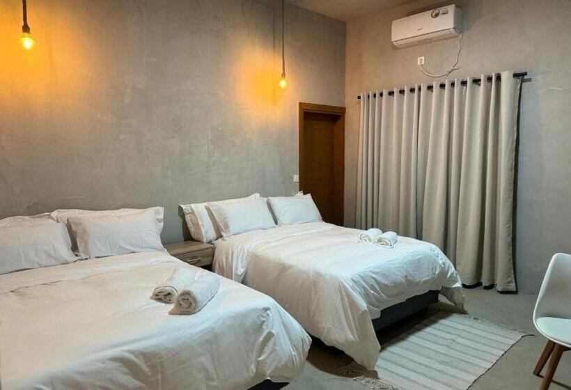 اتاق استاندارد چهار تخته, Palms Lodge