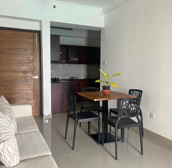 آپارتمان 1 خوابه با چشم‌انداز استخر, Stayz By Gentz Residency
