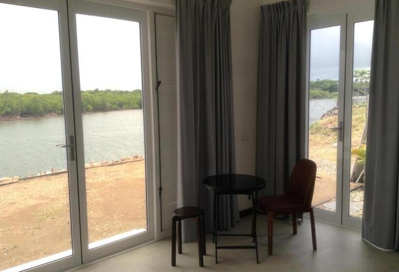 اتاق استاندارد با چشم‌انداز دریاچه, Island Villa