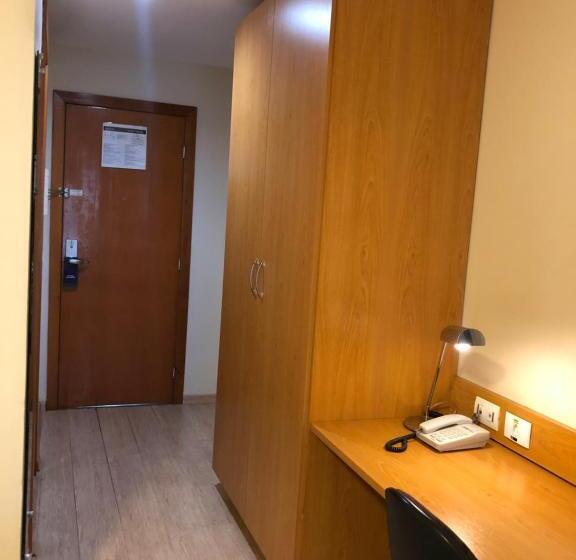 اتاق استاندارد با تخت بزرگ, Flat 315   Comfort Hotel Taguatinga