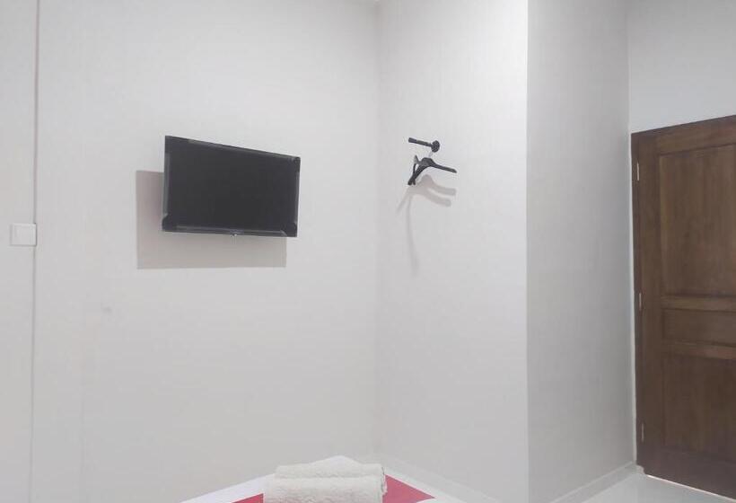 اتاق استاندارد, Reddoorz Syariah Near Stasiun Purwokerto