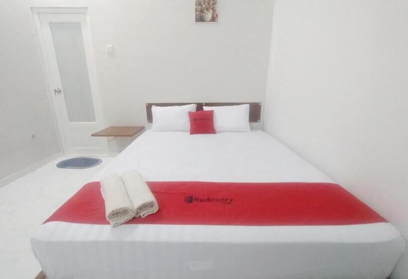 اتاق لوکس, Reddoorz Syariah Near Stasiun Purwokerto