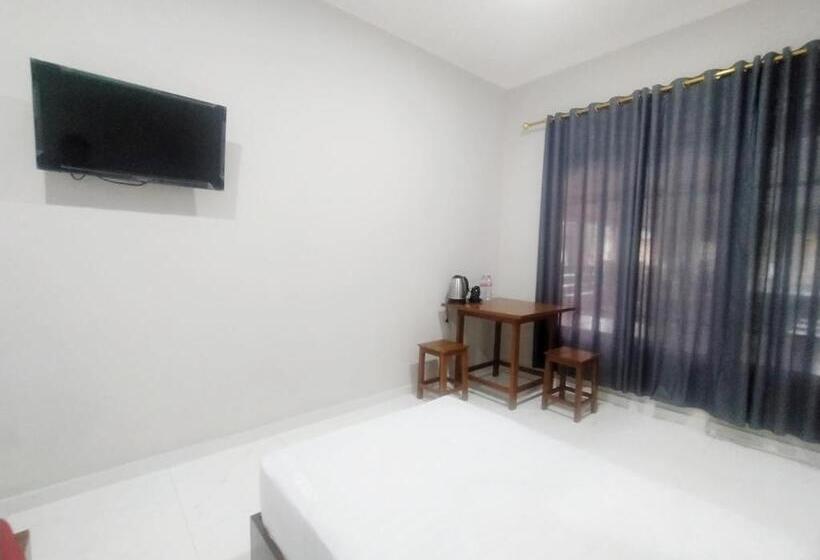 اتاق خانوادگی, Reddoorz Syariah Near Stasiun Purwokerto