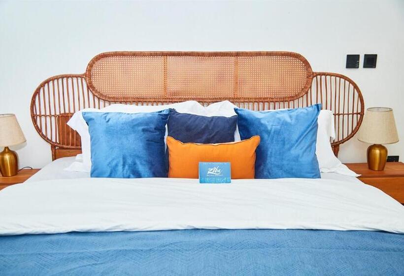 اتاق استاندارد با چشم‌انداز استخر, Ziba Beach Resort Lagos, Nigeria