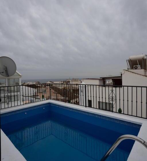 חדר סטנדרט עם מרפסת, Naim Guest House Nerja