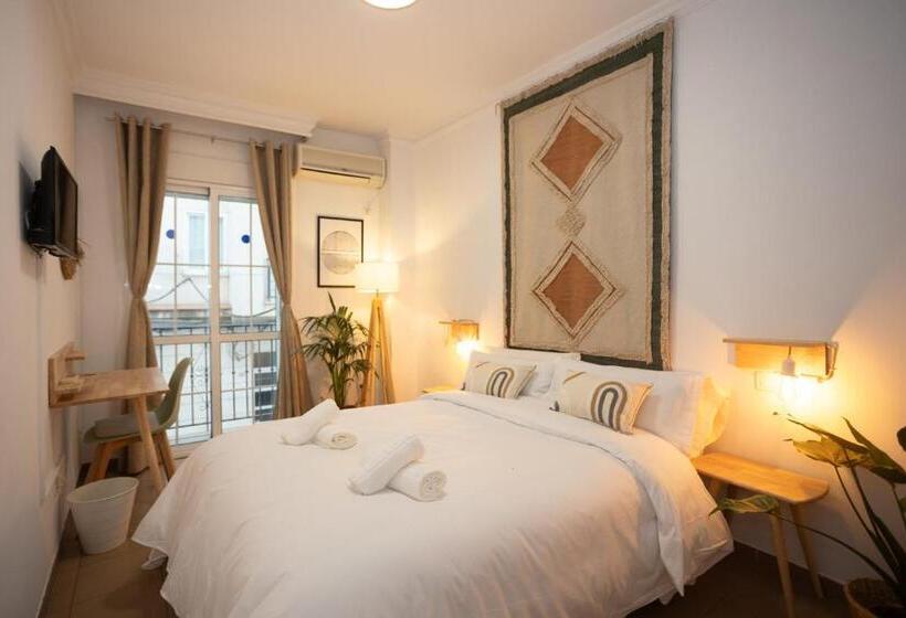 חדר דלוקס עם מרפסת, Naim Guest House Nerja
