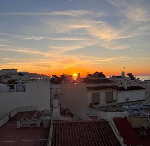 סטודיו סופריור, Naim Guest House Nerja