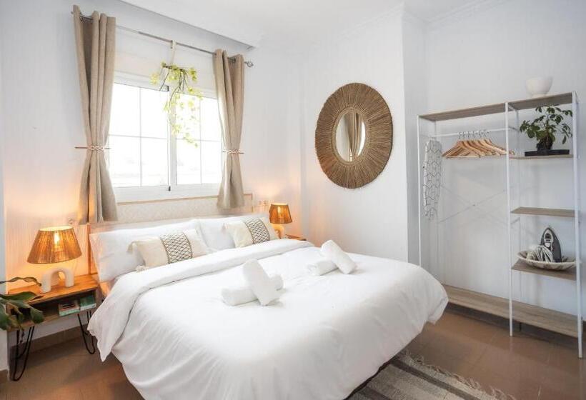 דירת חדר נוף לים, Naim Guest House Nerja