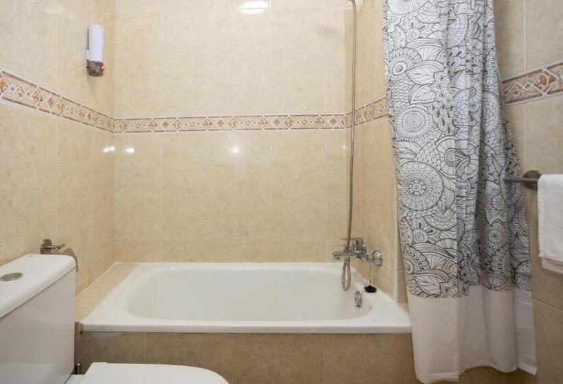 דירת חדר נוף לים, Naim Guest House Nerja