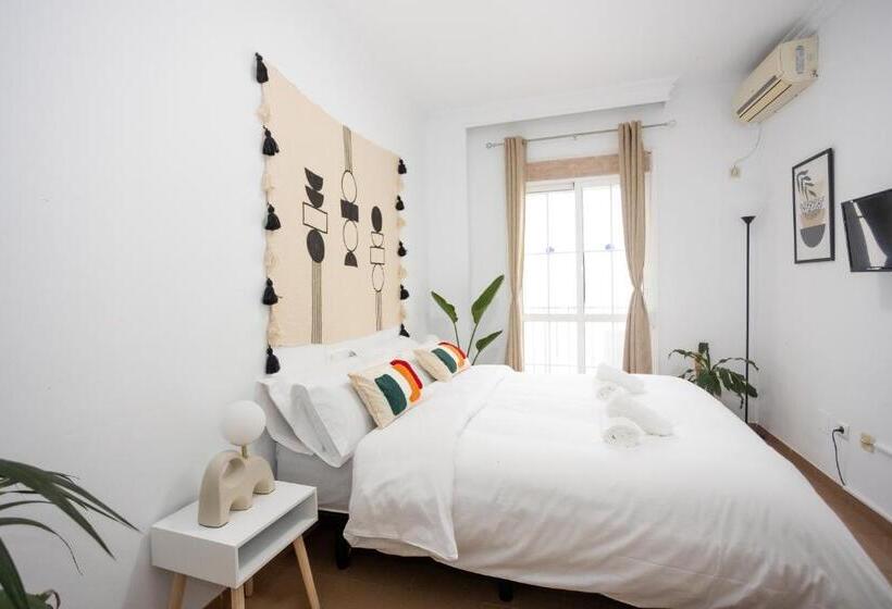 סטודיו סטנדרט עם מרפסת, Naim Guest House Nerja