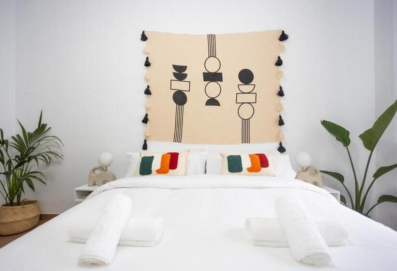 סטודיו סטנדרט עם מרפסת, Naim Guest House Nerja