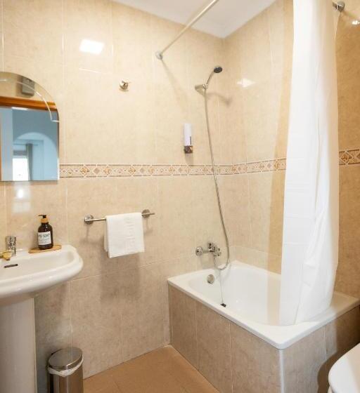 סטודיו סטנדרט עם מרפסת, Naim Guest House Nerja