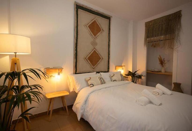 חדר דלוקס עם מרפסת, Naim Guest House Nerja
